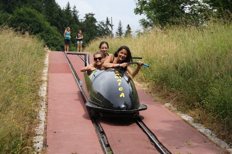 Village Camps International Summer Camp Leysin, Switzerland 2026-08-15 https://www.villagecamps.com/journals_admin/images/698-23-bobsled (7).jpg